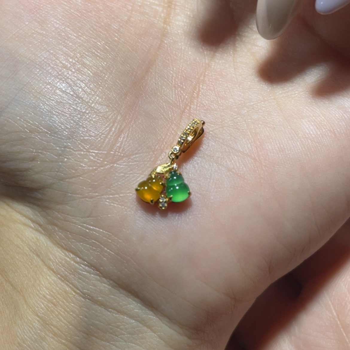 【闪购商品】颈饰18K金镶嵌翡翠