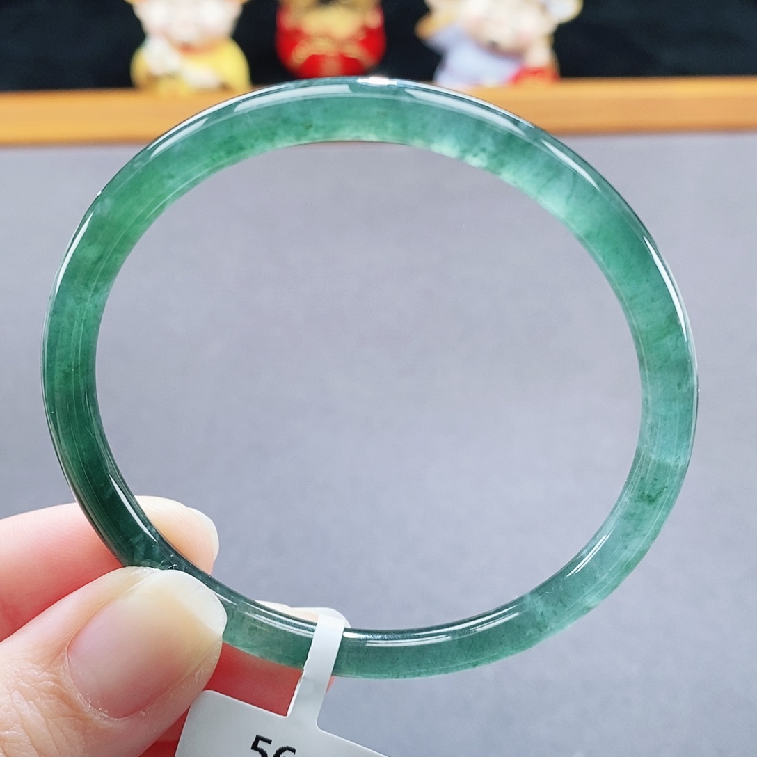 翡翠未镶嵌手镯98