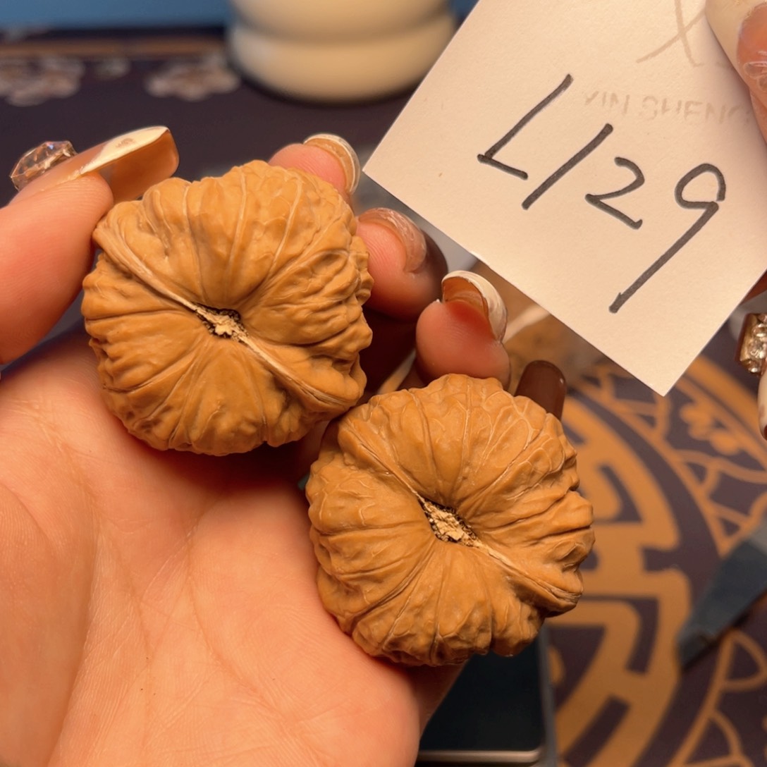 文玩核桃把件粗筋43