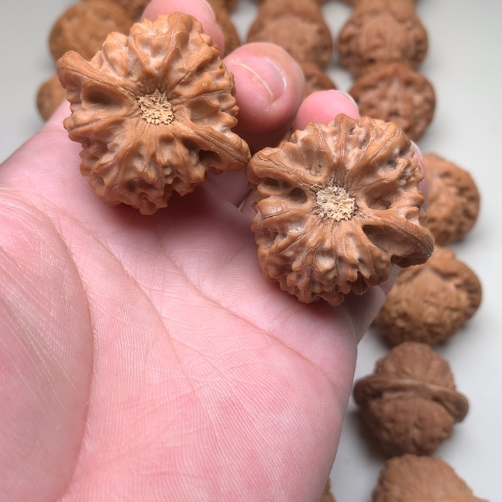 文玩核桃吊坠龙门涧42