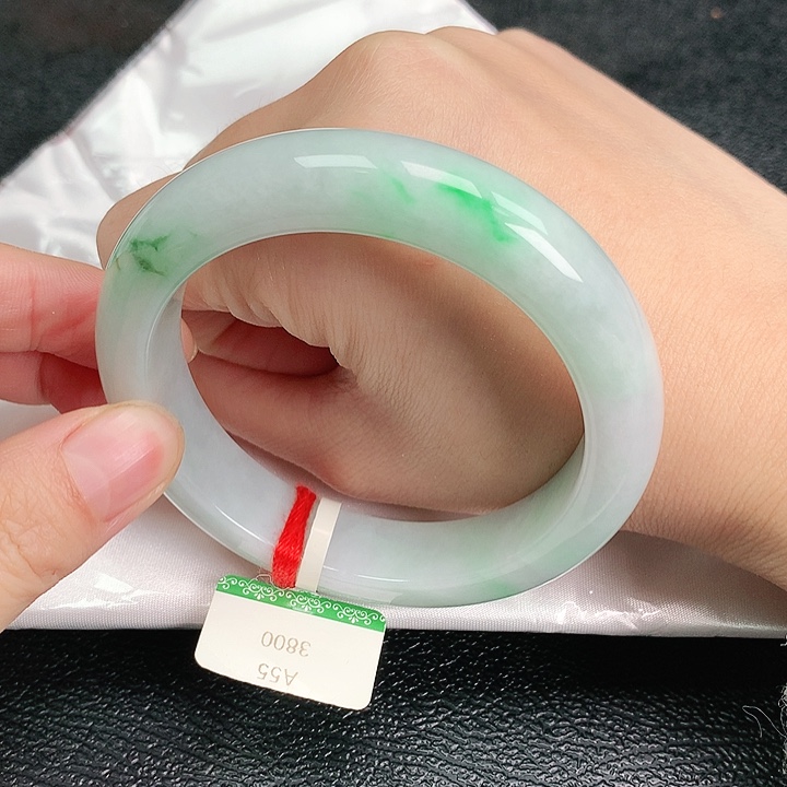 【闪购商品】翡翠手镯未镶嵌5556圈