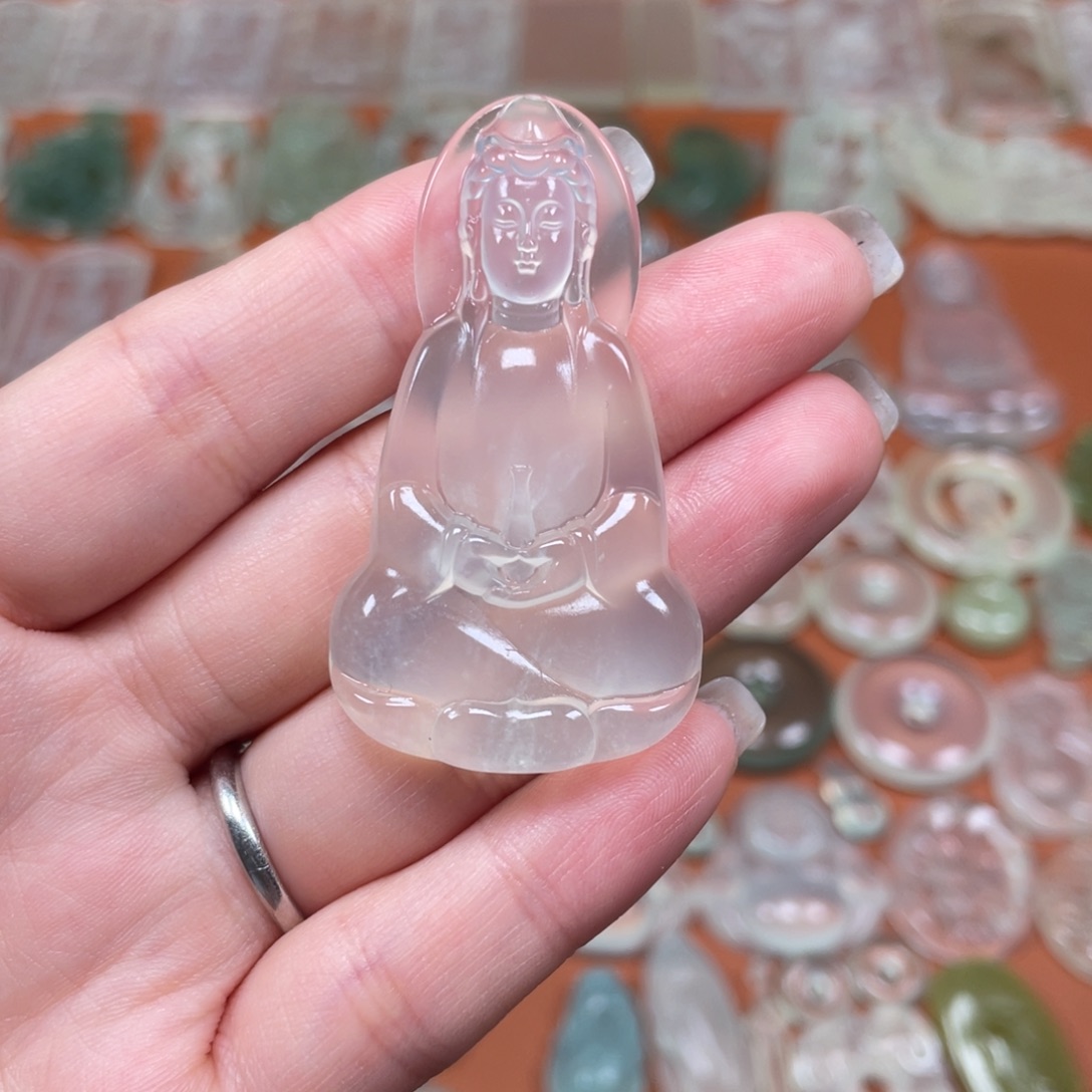 檬****蛇纹石玉未镶嵌颈饰