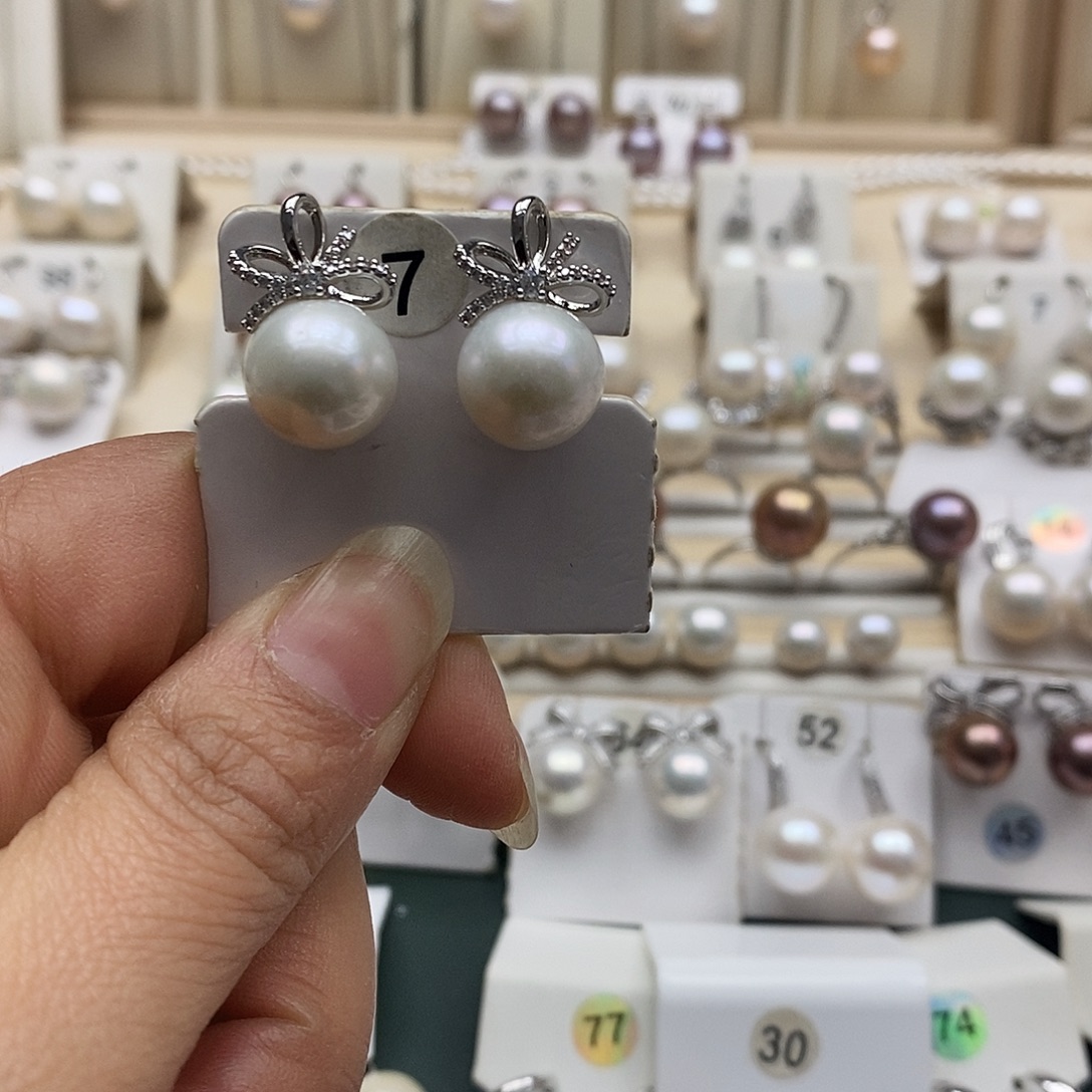 淡水珍珠银S925镶嵌颈饰