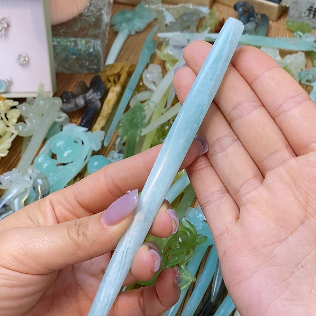 蛇纹石玉发簪未镶嵌