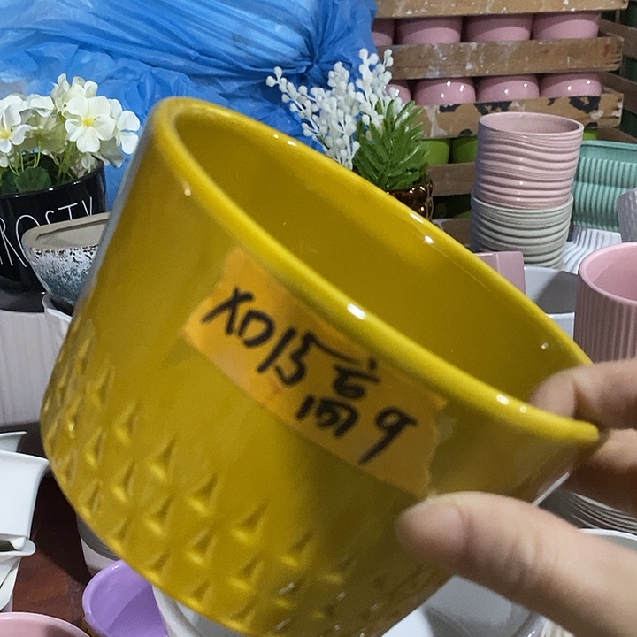 陶瓷花盆有孔 瑕疵介意勿拍 