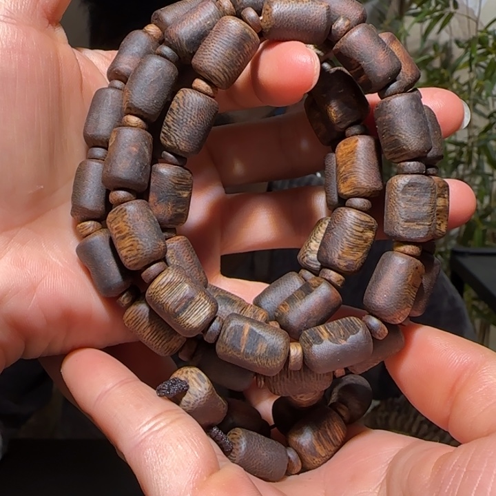 手串沉香蓝香链子51.8克