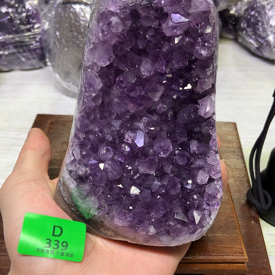 紫晶大型摆件（非配饰）未镶嵌