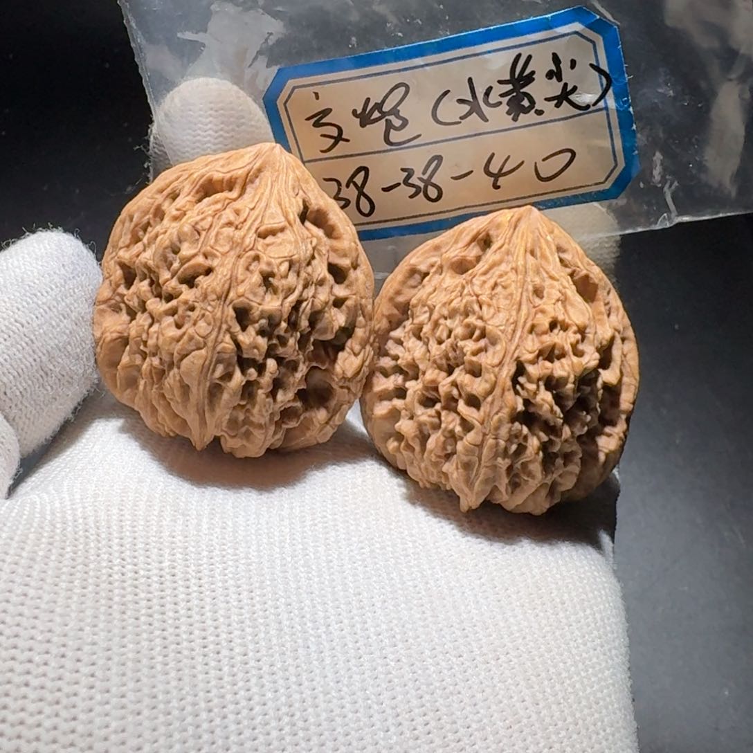 文玩核桃把件30号村将y h