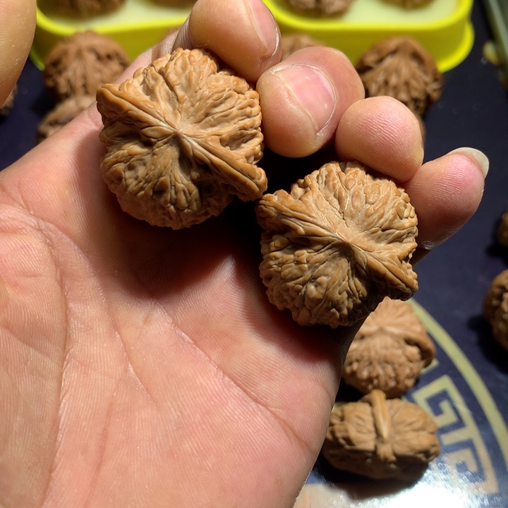 文玩核桃吊坠磨盘36