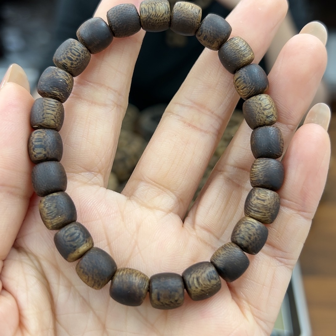 A****沉香沉香香囊沉香海南张勺子0.8鼓珠单圈多样性发一9沉