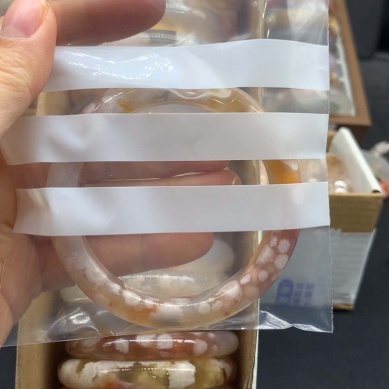 【闪购商品】玛瑙/玉髓耳钉未镶嵌南*