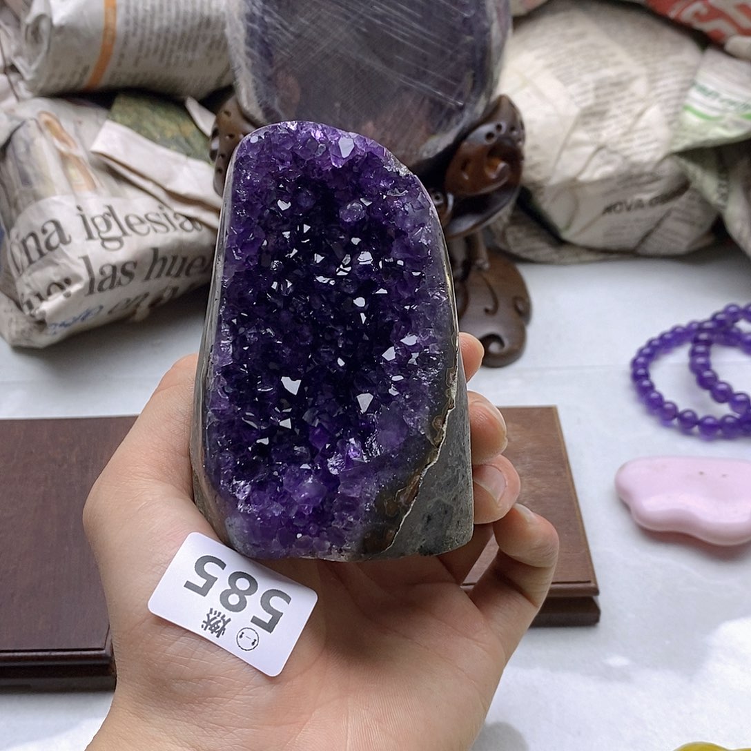 紫晶大型摆件（非配饰）未镶嵌
