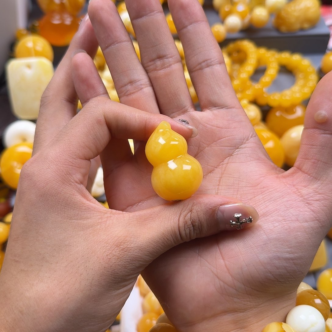 蜜蜡珠宝奇石未镶嵌葫芦