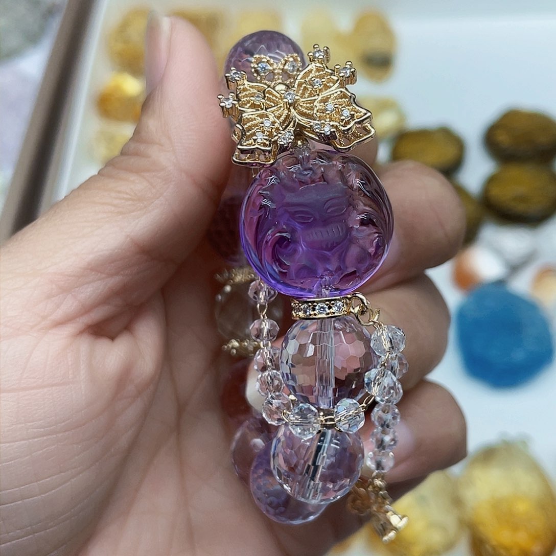 水晶吊坠(不含链)未镶嵌正***哼