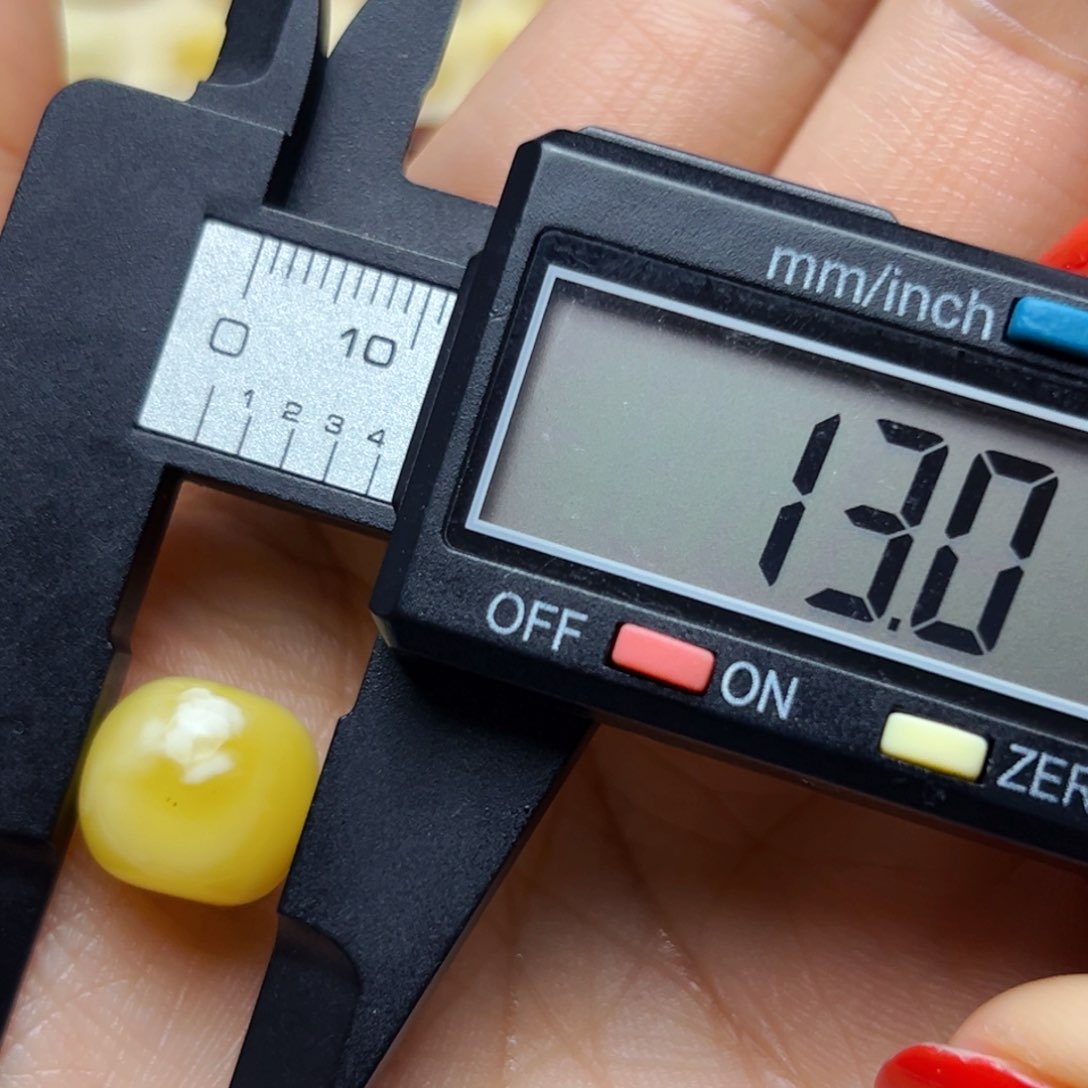 琥珀裸石未镶嵌13mm微瑕老型单珠