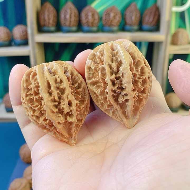 文玩核桃吊坠83高密龙骨38尺