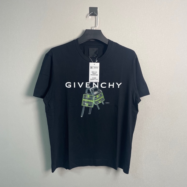 未使用 Givenchy/纪梵希 新款锁头字母短袖/XXL码/原吊牌/价5990