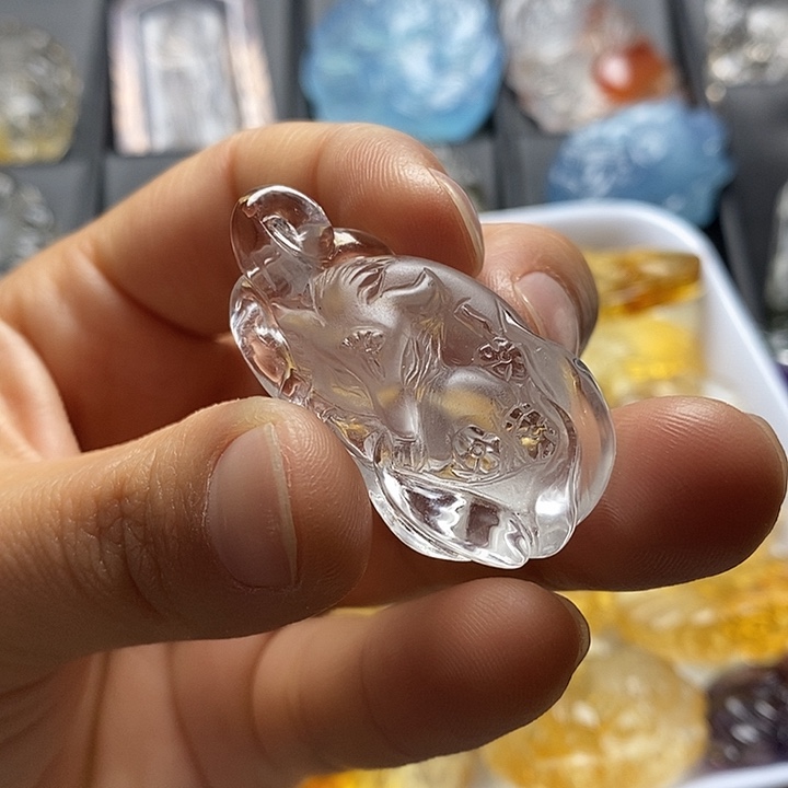 水晶未镶嵌颈饰水晶吊坠