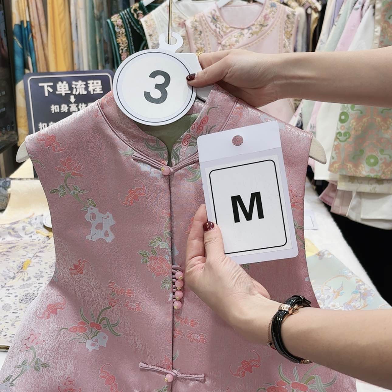 【闪购商品】?***伢苏绣的发展历程二一年十月