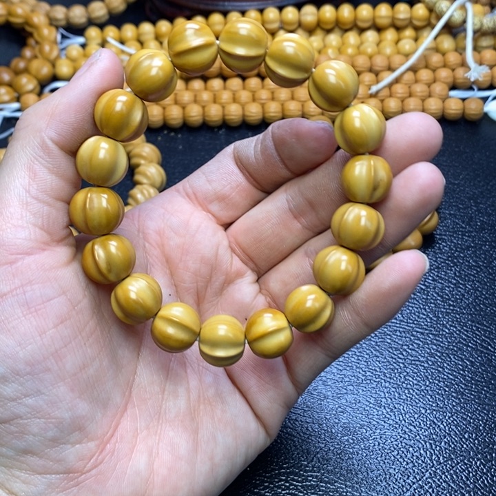 猴头核桃手串猴头