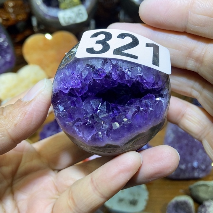 紫晶大型摆件（非配饰）未镶嵌