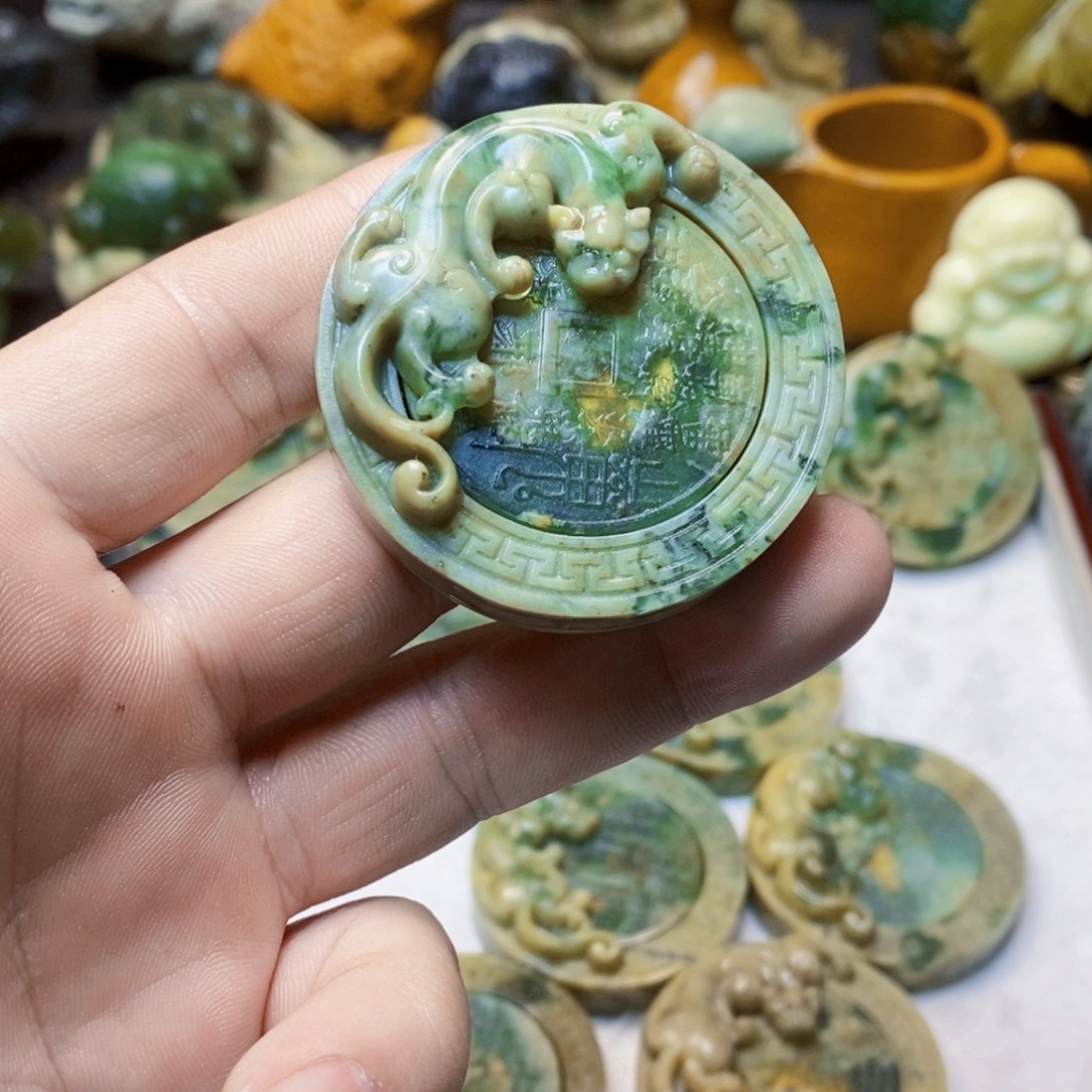 璞***智蛇纹石玉未镶嵌颈饰