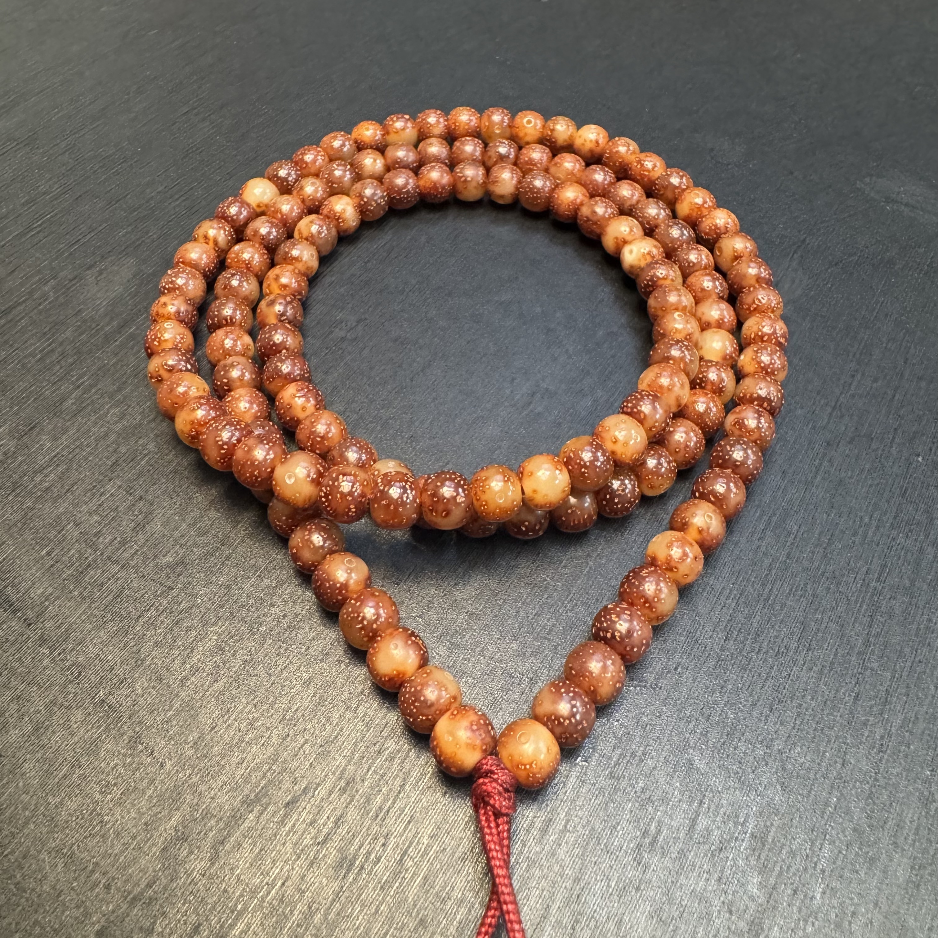 S4733-3【黑金冰透玉玲珑】细星星月菩提老型108文玩长串