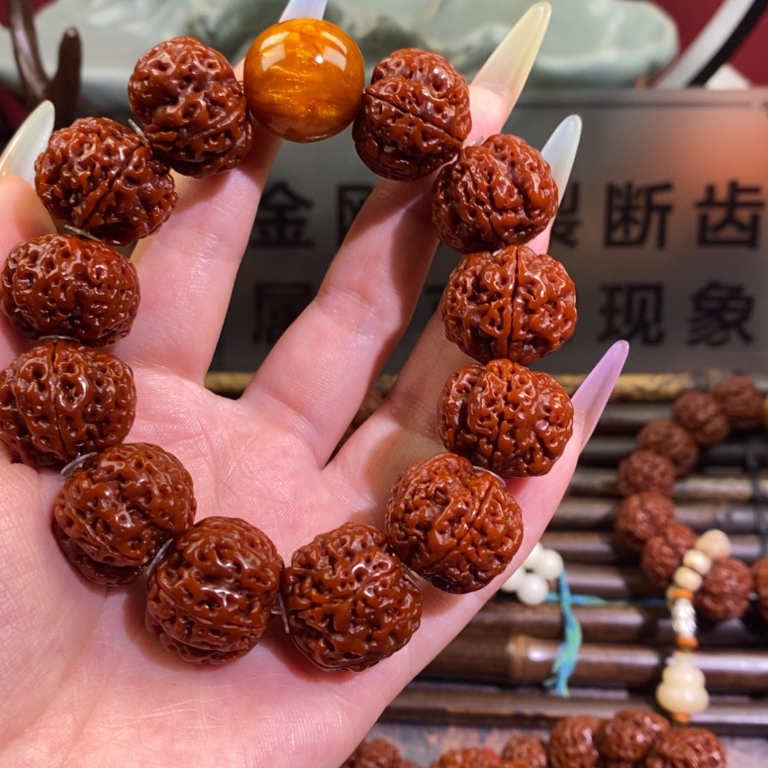 金刚菩提吊坠20s.      