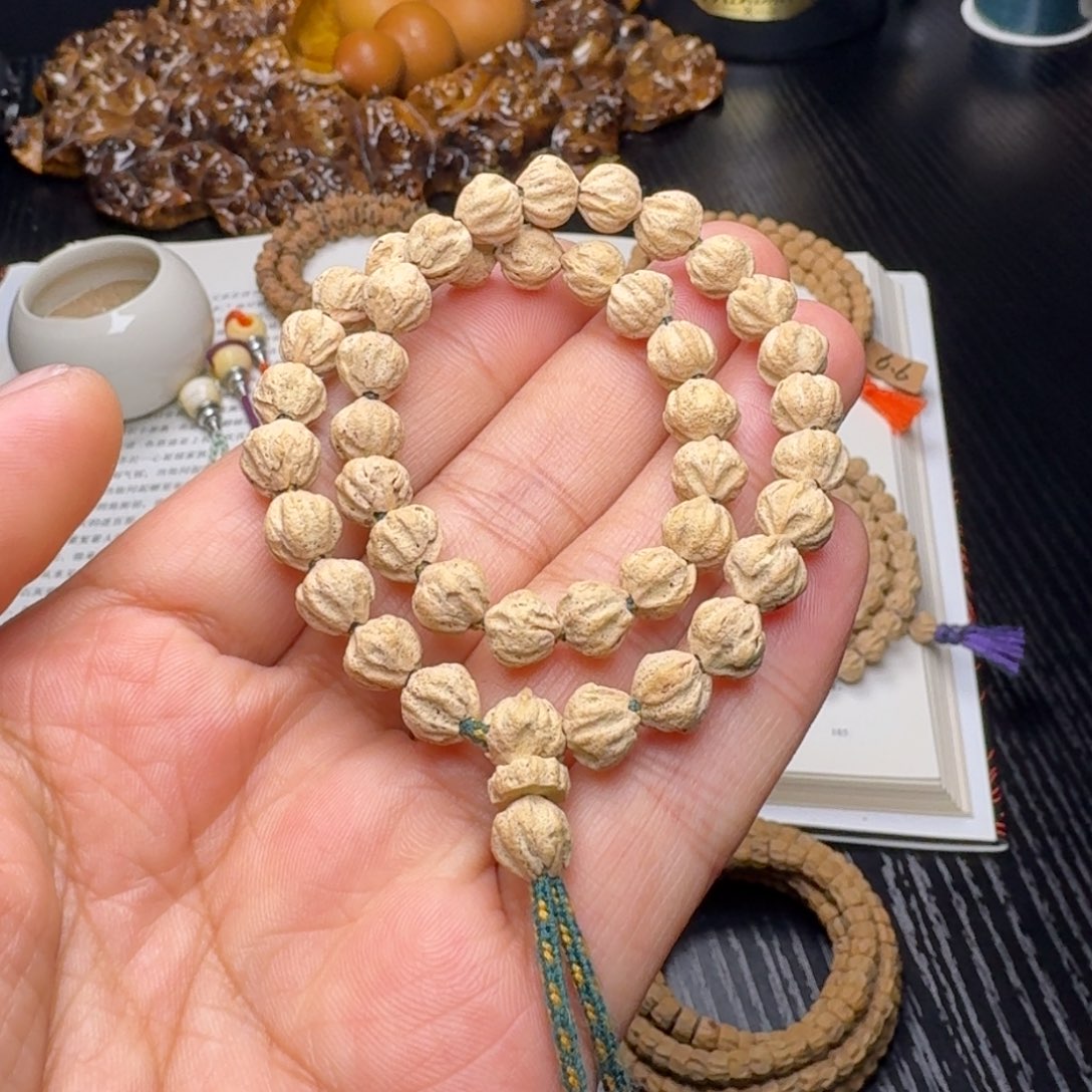 柏香籽/百香籽吊坠白牙纯原手持