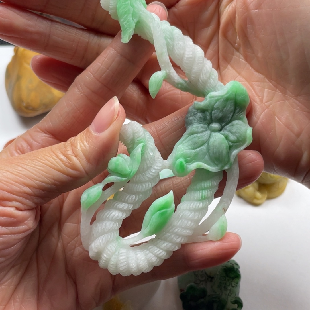 赵***辉定制翡翠未镶嵌一生所爱