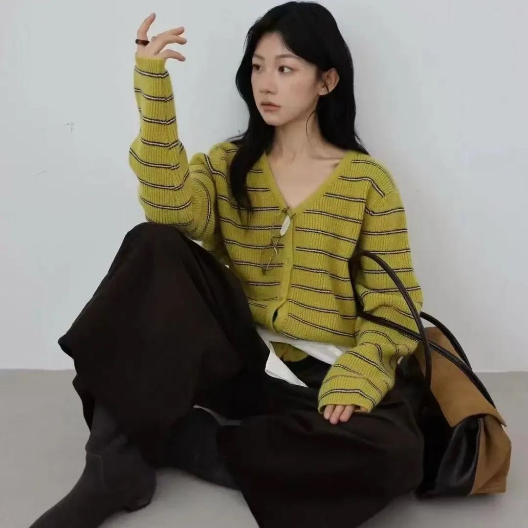 5380#条纹v领开衫（衣长54左右）