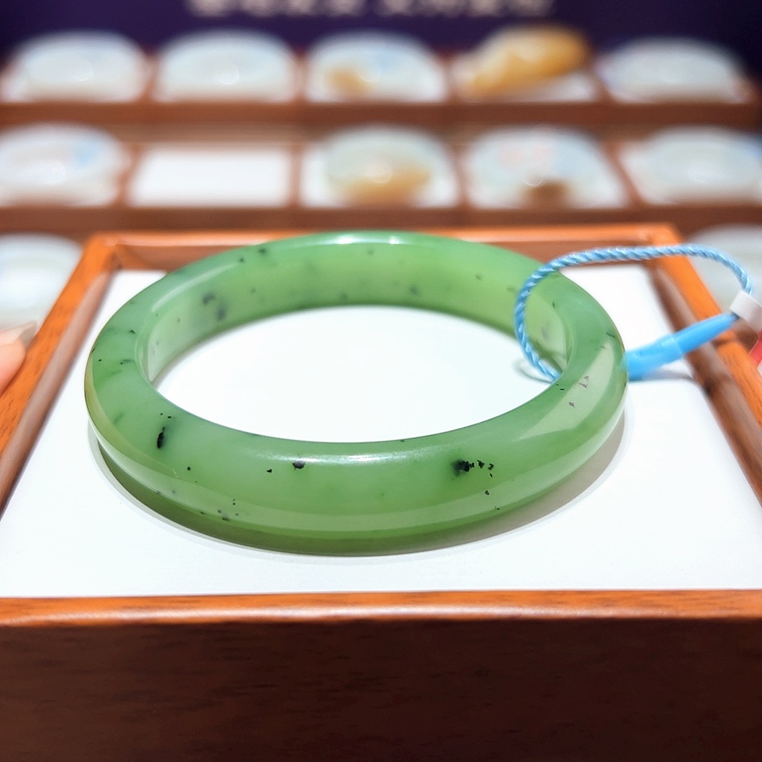 和田玉手镯55/56未镶嵌