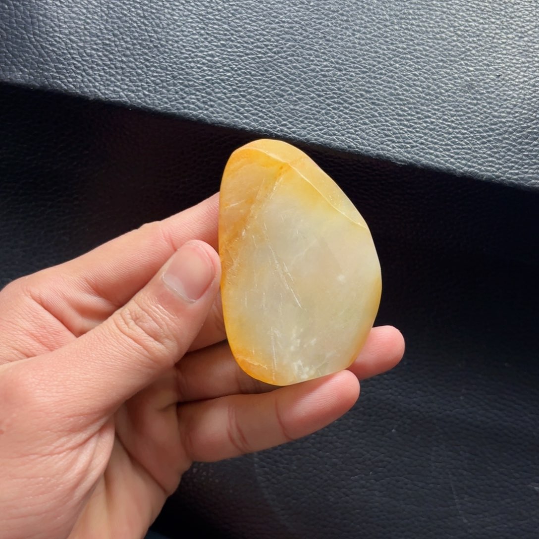 定制翡翠未镶嵌烟*大势至