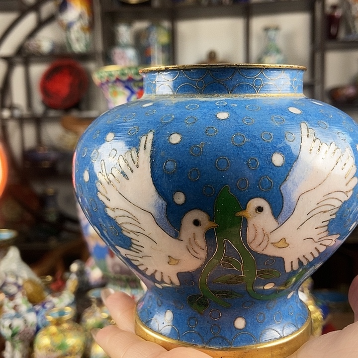 彳***攵铜景泰蓝天蓝色小罐