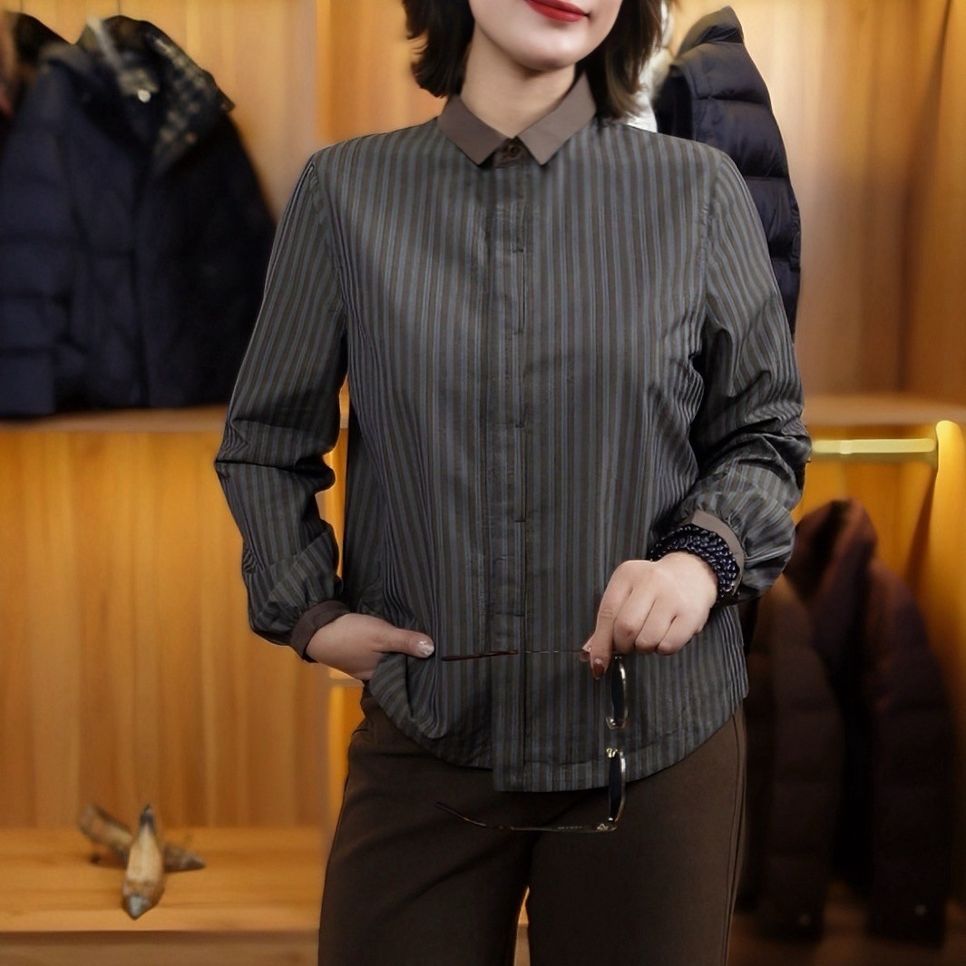 伴月伊人25秋冬高定系列绿色条纹加绒衬衣（95661）