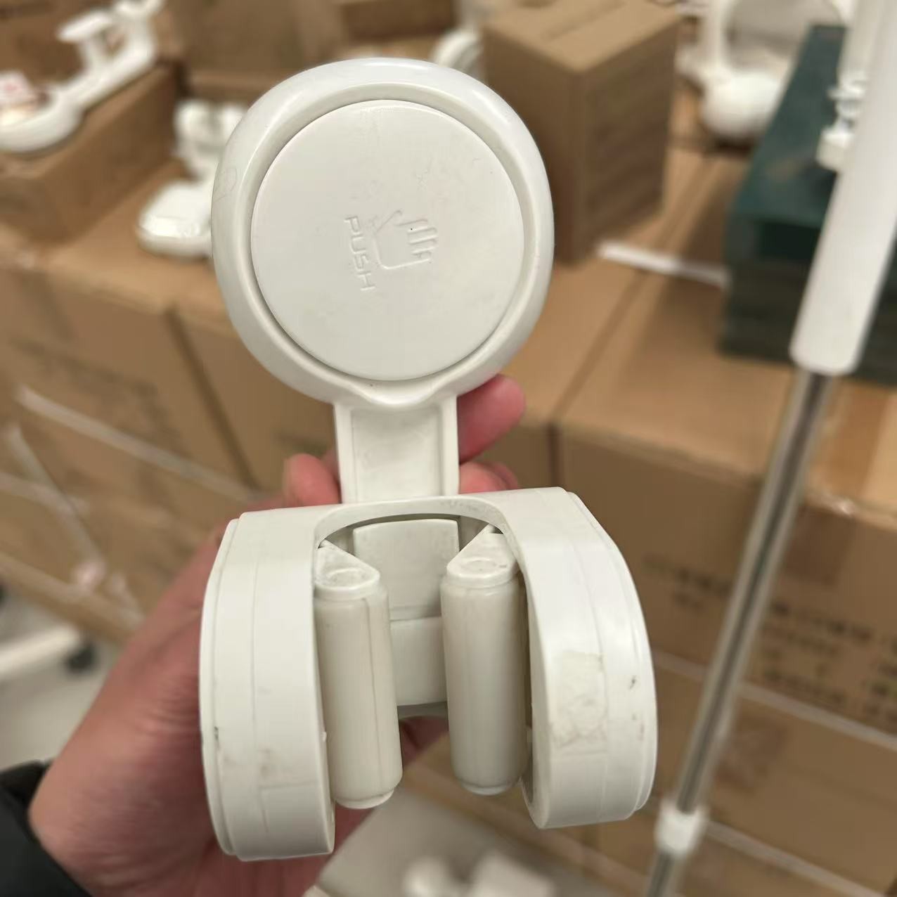 D力白月光系列拖把夹家用挂壁免打孔卫生间浴室圆形粘贴收纳夹