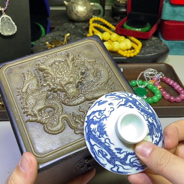 瓷片不会哈哈哈哈哈哈哈哈