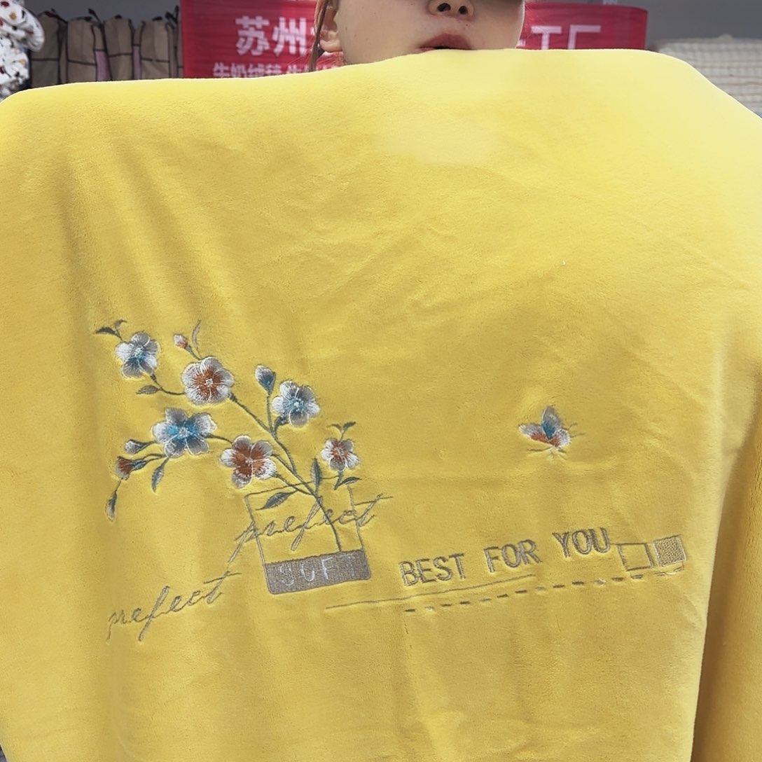 羊驼毛200.230重工刺绣被套