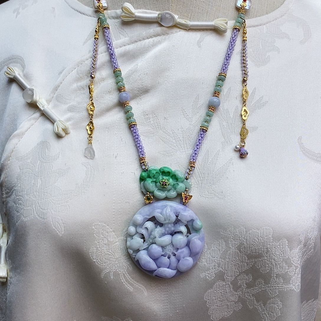 翡翠颈饰未镶嵌天然