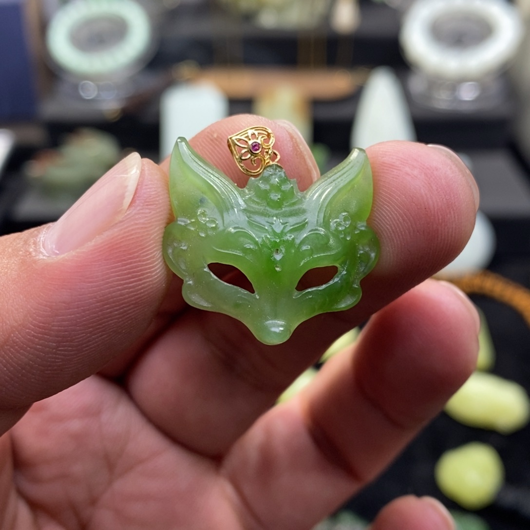 和田玉18K金镶嵌吊坠(不含链)