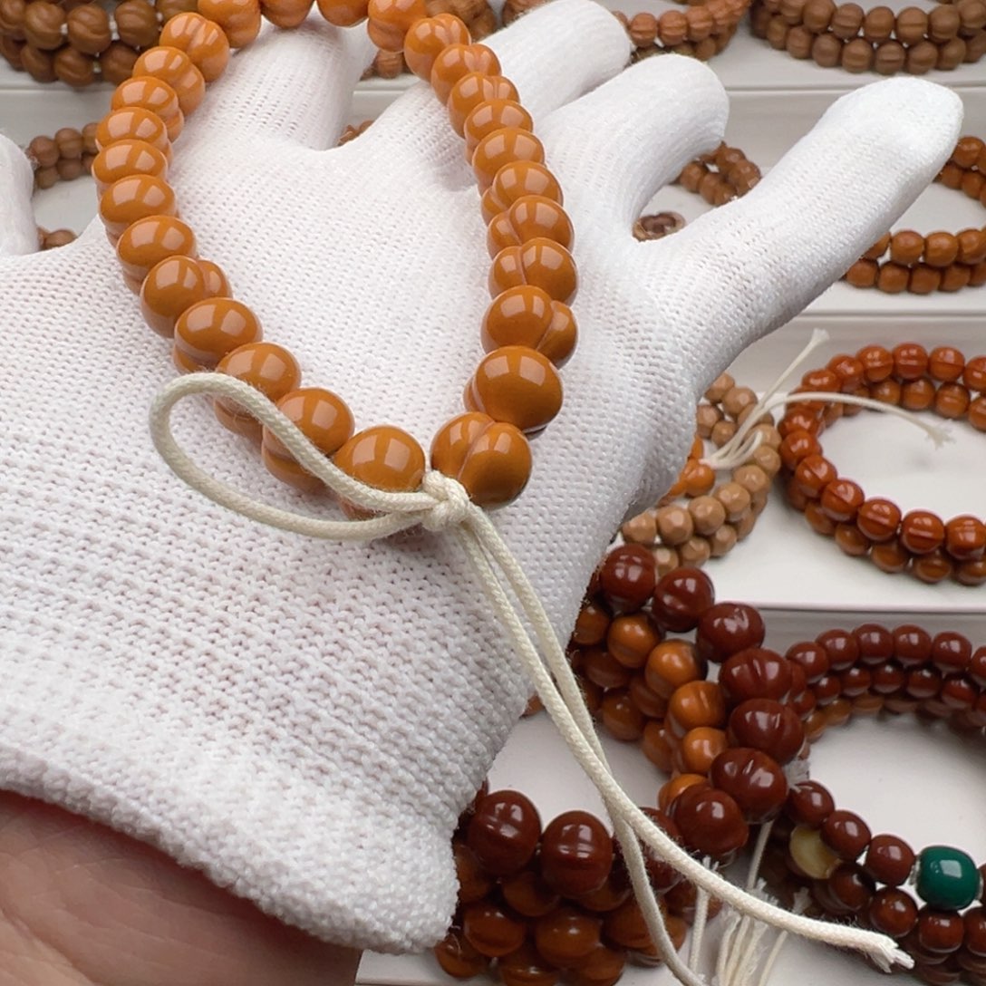 ****」猴头核桃吊坠小屁桃