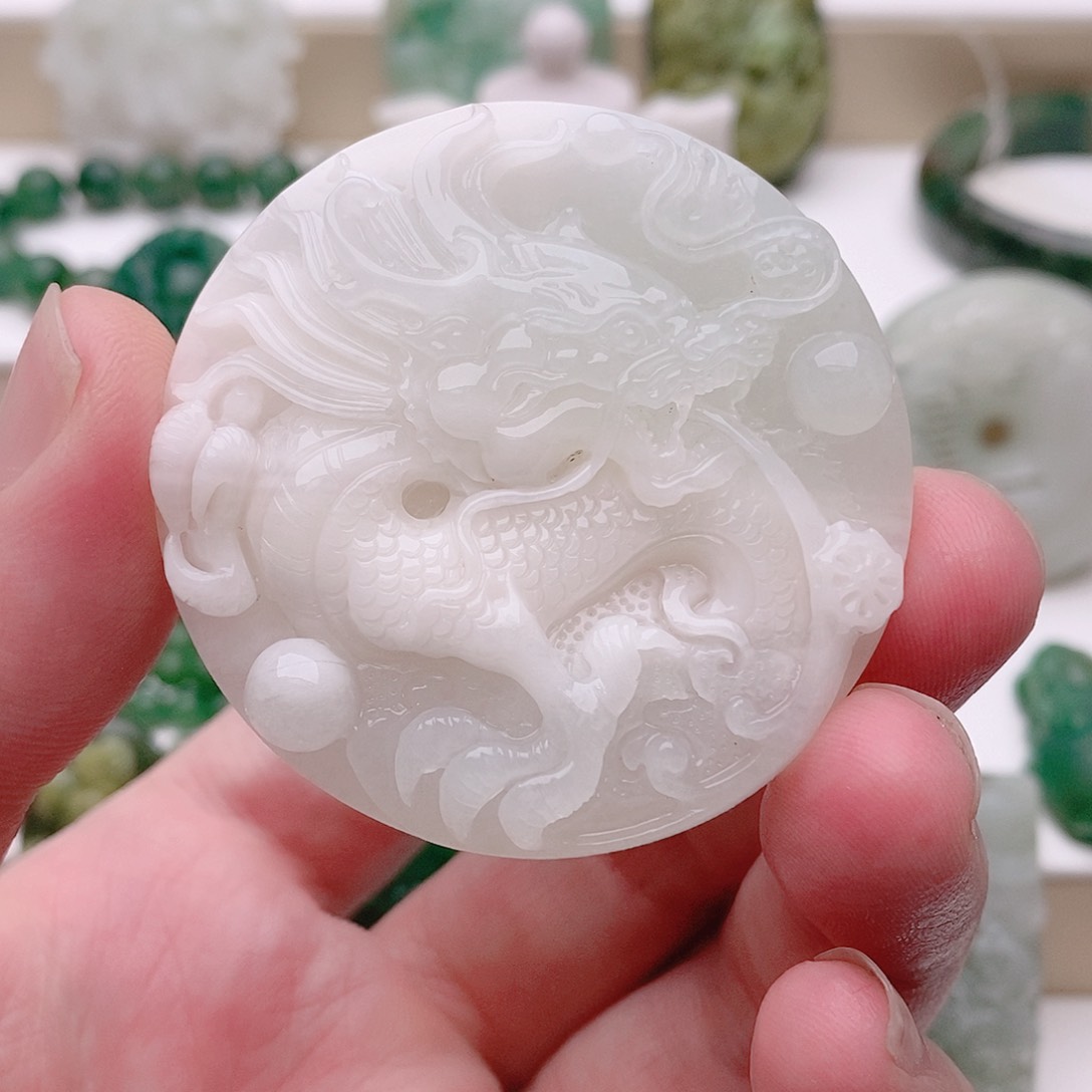 独山玉吊坠未镶嵌