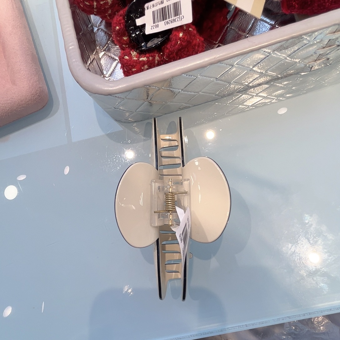 布艺非金属白色哈哈哈哈