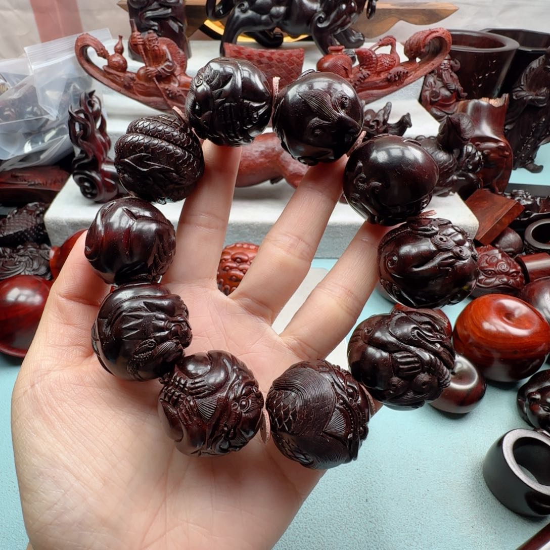 小叶紫檀手串/手链—****欢龙生九子