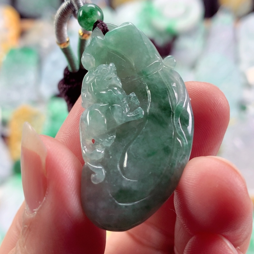 【闪购商品】翡翠吊坠(不含链)未镶嵌