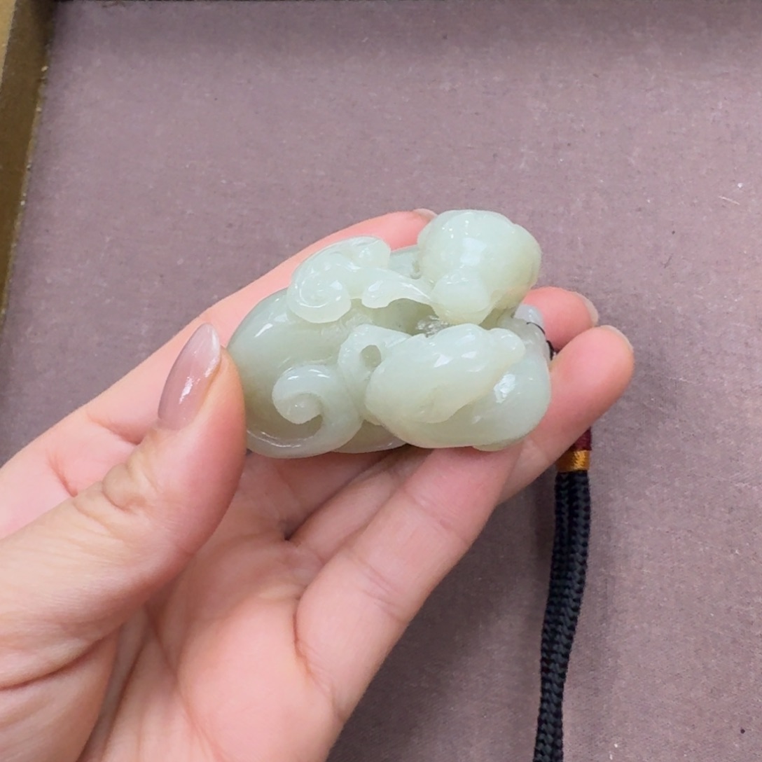 未镶嵌和田玉挂件