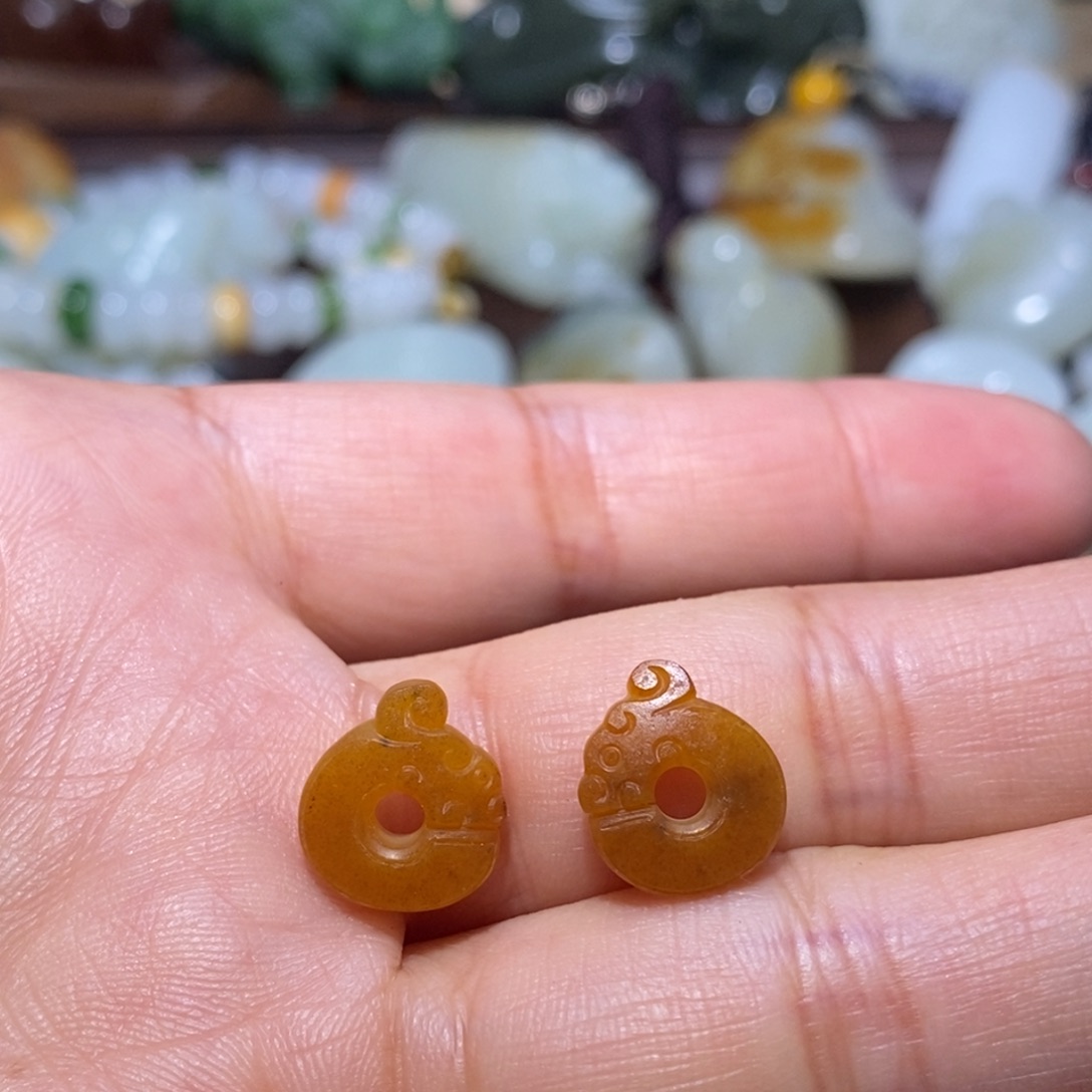 和田玉吊坠(不含链)未镶嵌森