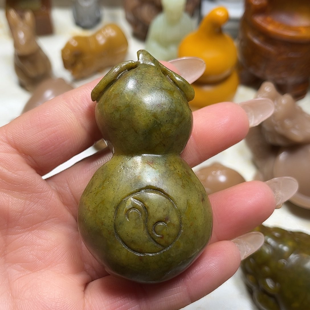 白玉菩提吊坠白玉菩提吊坠