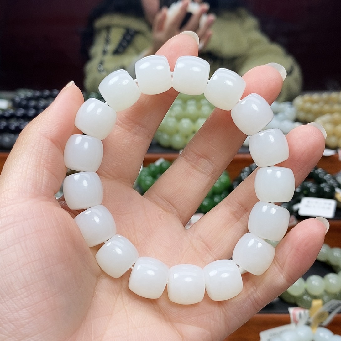 和田玉手链未镶嵌