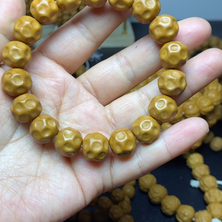 猴头核桃手串猴头